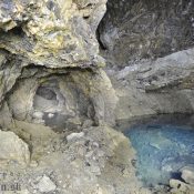 Veľké modré jazero a chodba