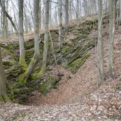 Stará šachta na medenom poli