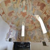 Romanskogoticky kostol Rakos Triglav